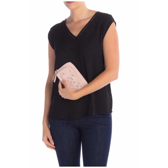 NWT Jessica Simpson Double Zippered Wallet!! - Picture 2 of 6